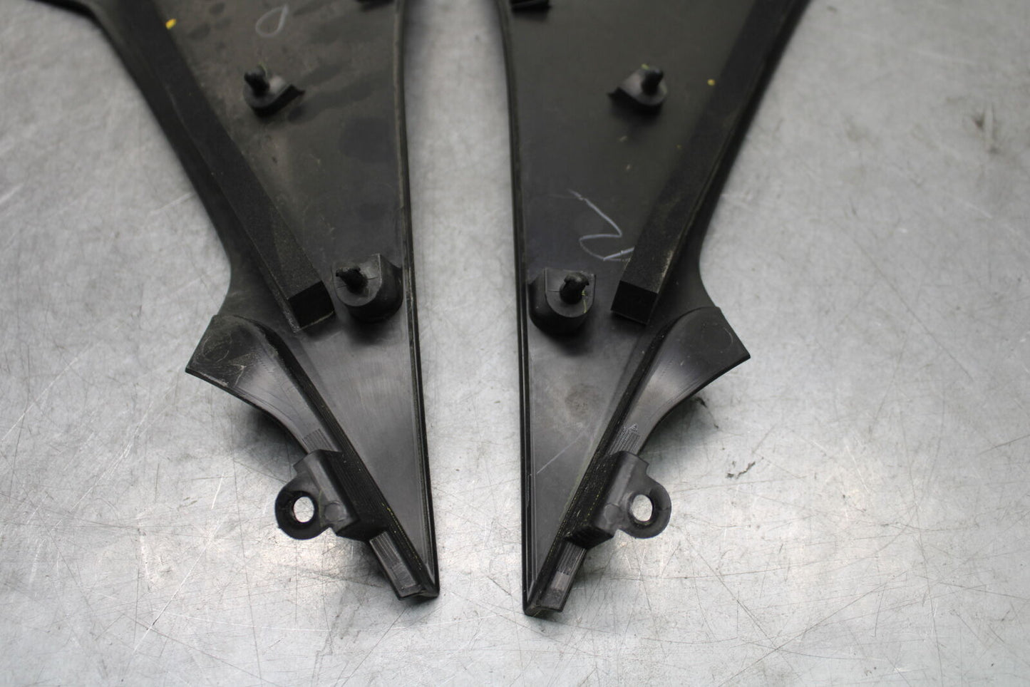 18-23 KAWASAKI NINJA 400 RIGHT LEFT FRONT SIDE SEAT PANELS TRIMS FAIRINGS BB660