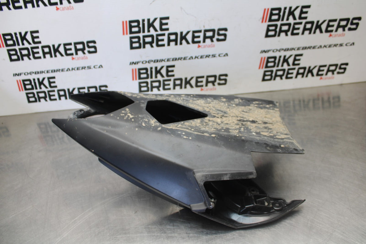 20 TRIUMPH STREET TRIPLE 765 REAR BACK TAIL FAIRING COWL SHROUD BB864