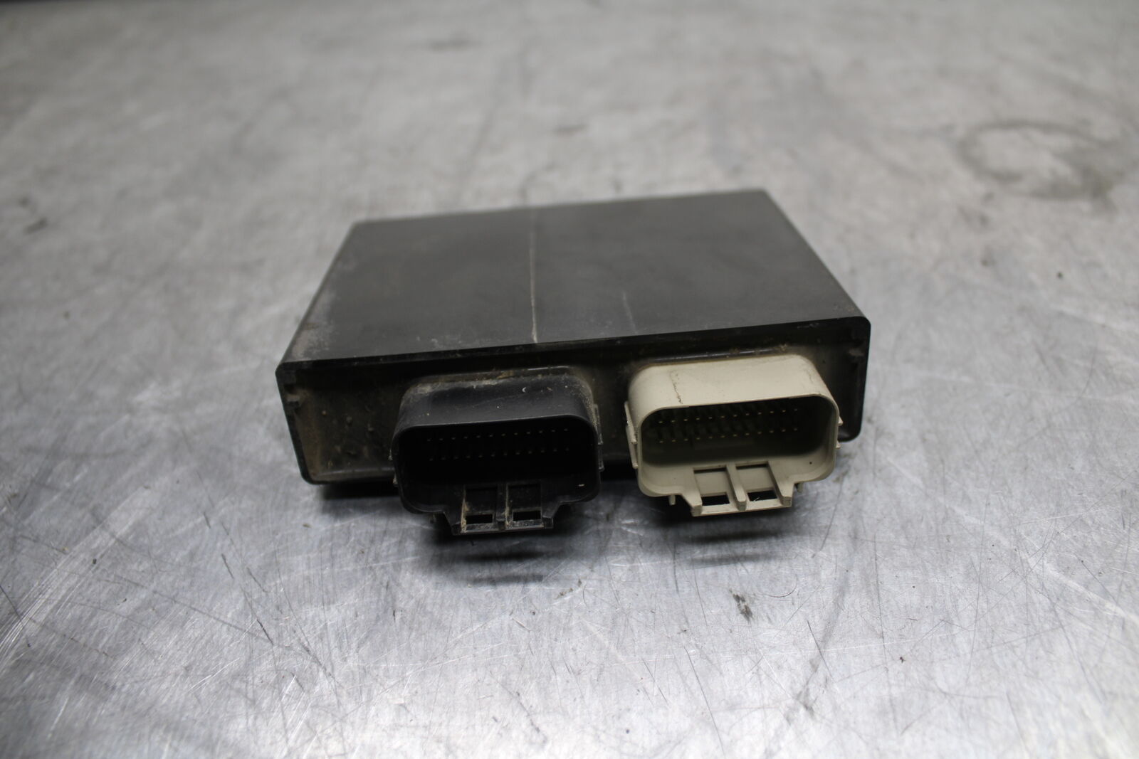 11-24 SUZUKI GSXR750 ECU COMPUTER CONTROLLER UNIT BLACK BOX ECM CDI  BB714