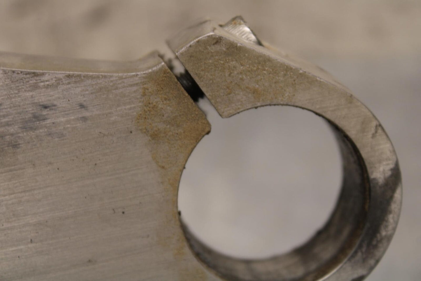 2005 Kawasaki Vulcan 1500 VN1500N Classic FORKS UPPER TRIPLE TREE CLAMP BB576