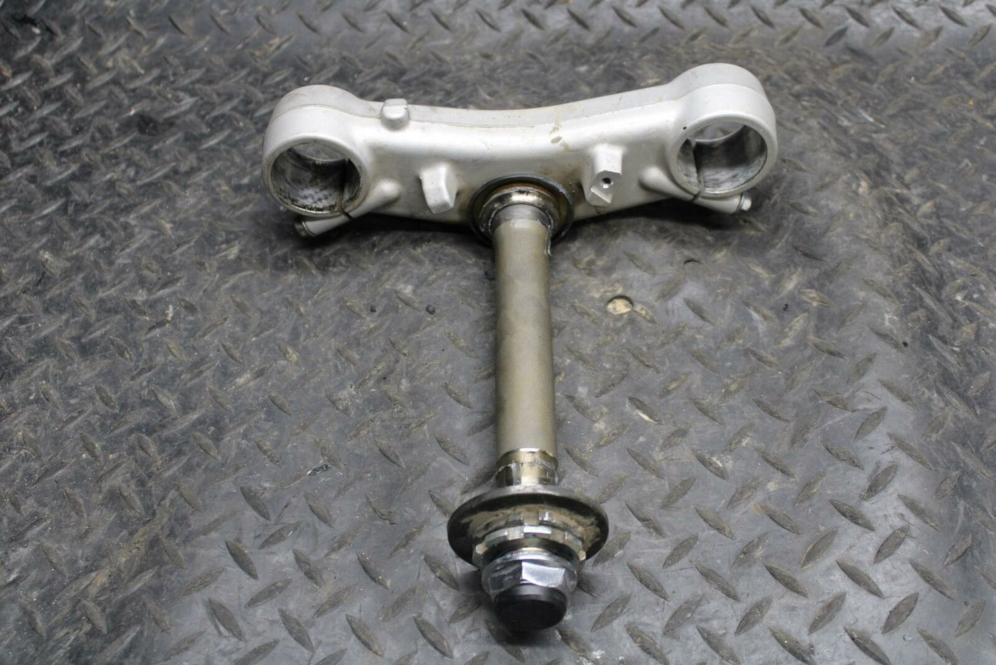 03-04 HONDA CBR600RR FRONT FORKS CLAMP LOWER TRIPLE TREE STEM BB218