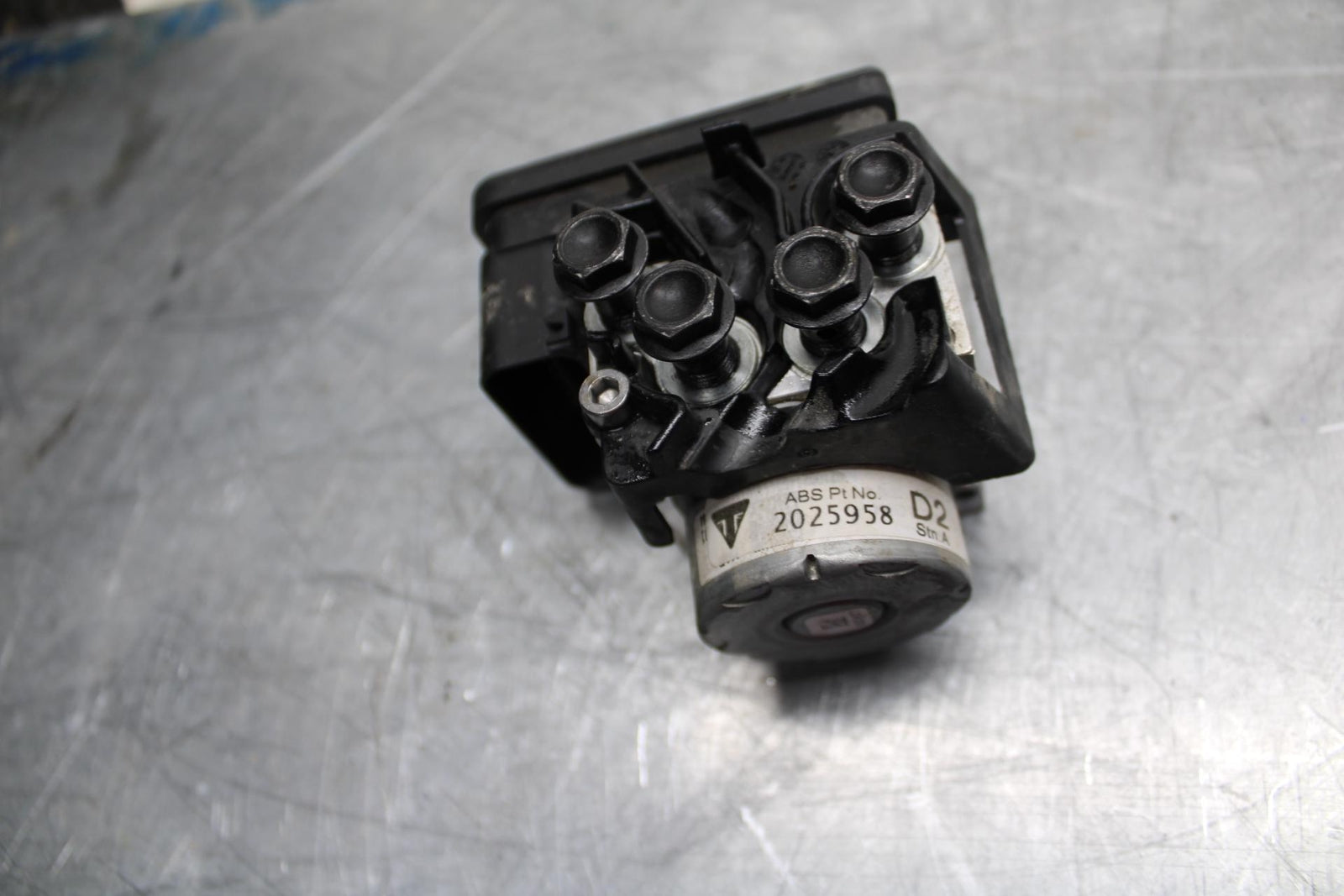 17-21 TRIUMPH STREET TRIPPLE R ABS ABS PUMP UNIT MODULE bb452