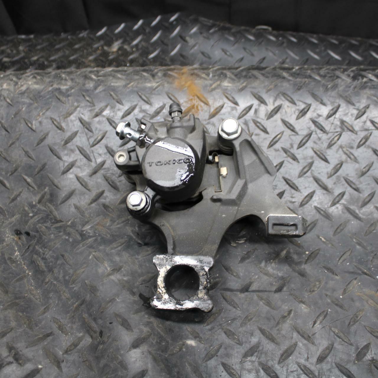 08-09 SUZUKI GSXR750 REAR BACK BRAKE CALIPER W MOUNT BRACKET BB208