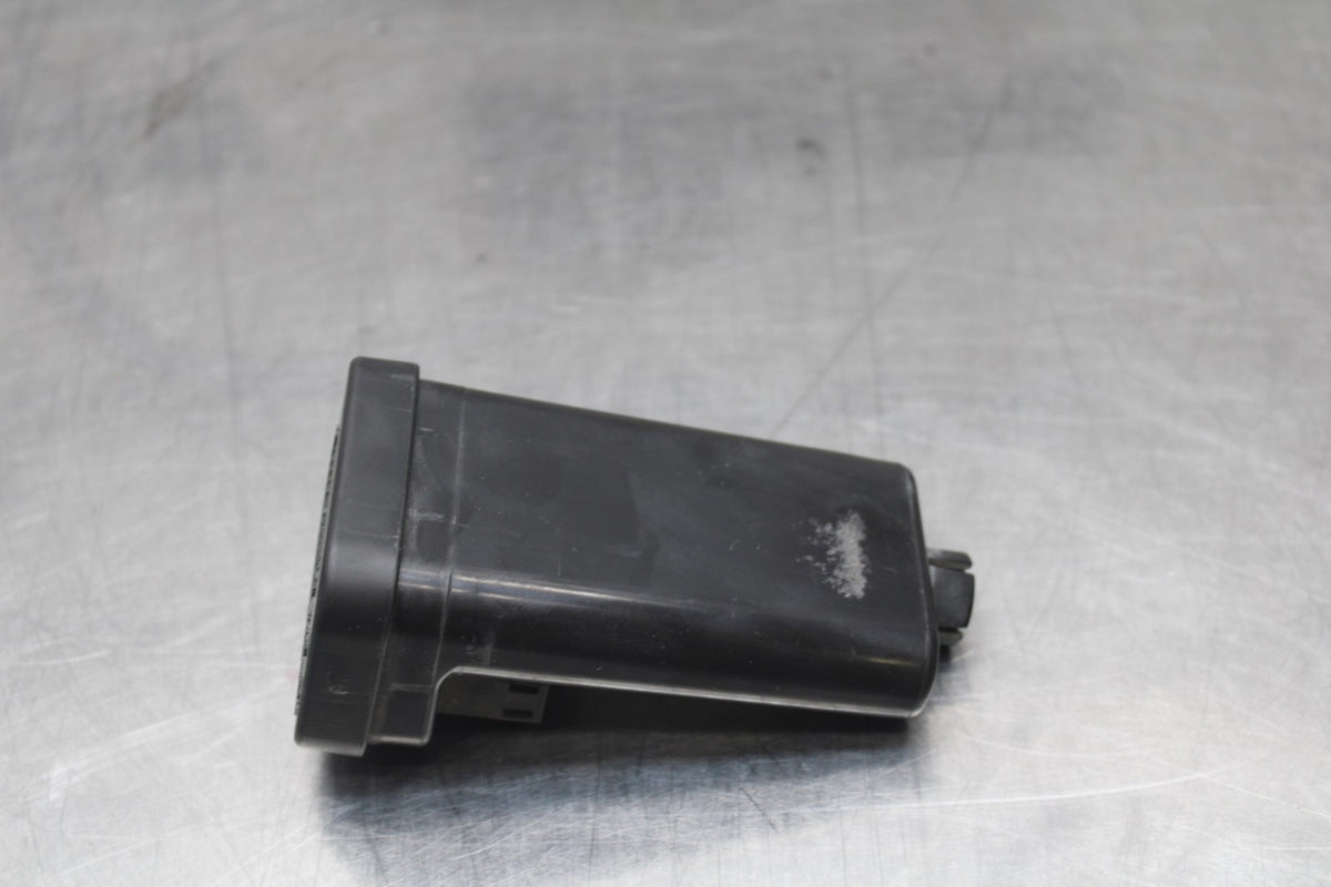 09 HARLEY-DAVIDSON SPORTSTER 1200 CUSTOM XL1200C TURN SIGNAL RELAY MODULE BB776