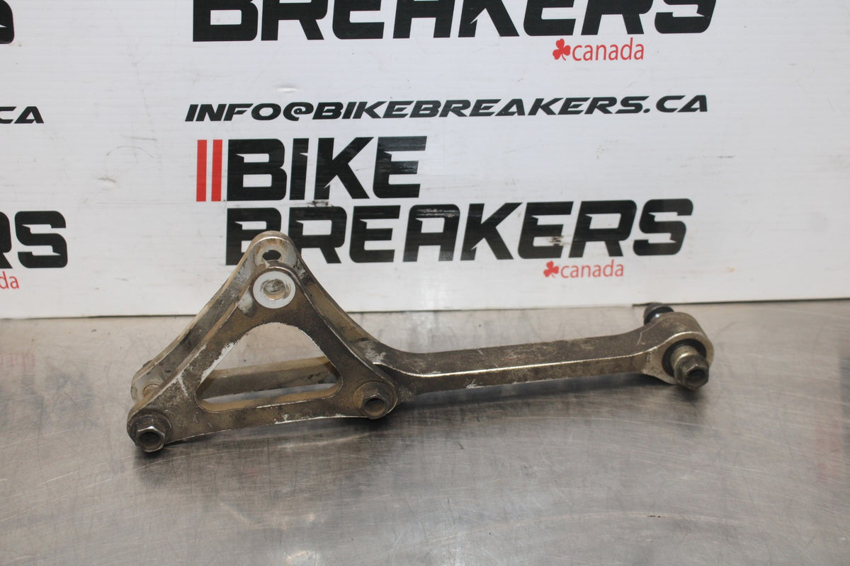 08-09 YAMAHA YZF R6S REAR DOGBONE SHOCK LINKAGE LINK BB796