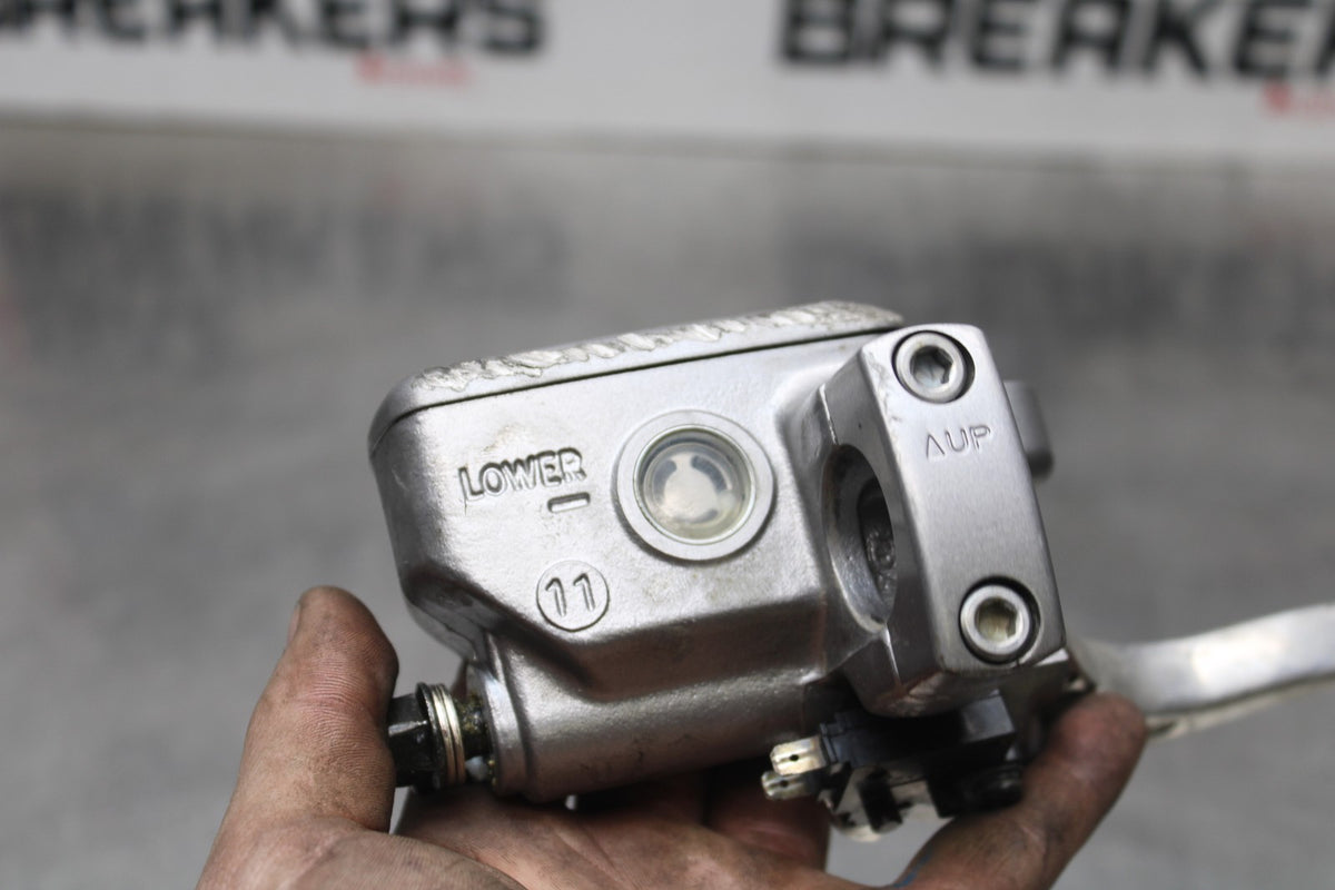 07 HONDA VTX1300R FRONT BRAKE MASTER CYLINDER BB825