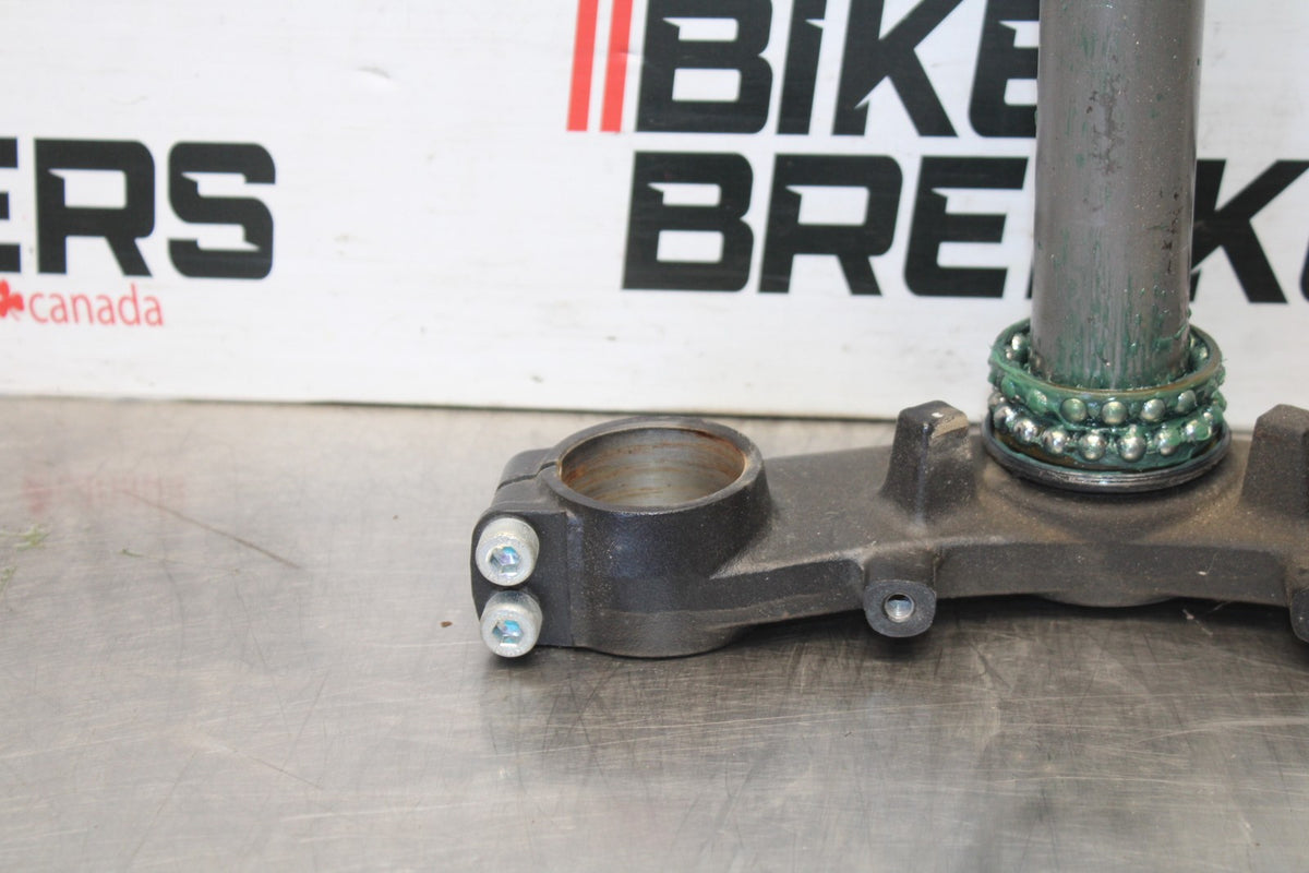 23 KAWASAKI NINJA 650 EX650 FRONT FORKS CLAMP LOWER TRIPLE TREE STEM BB920