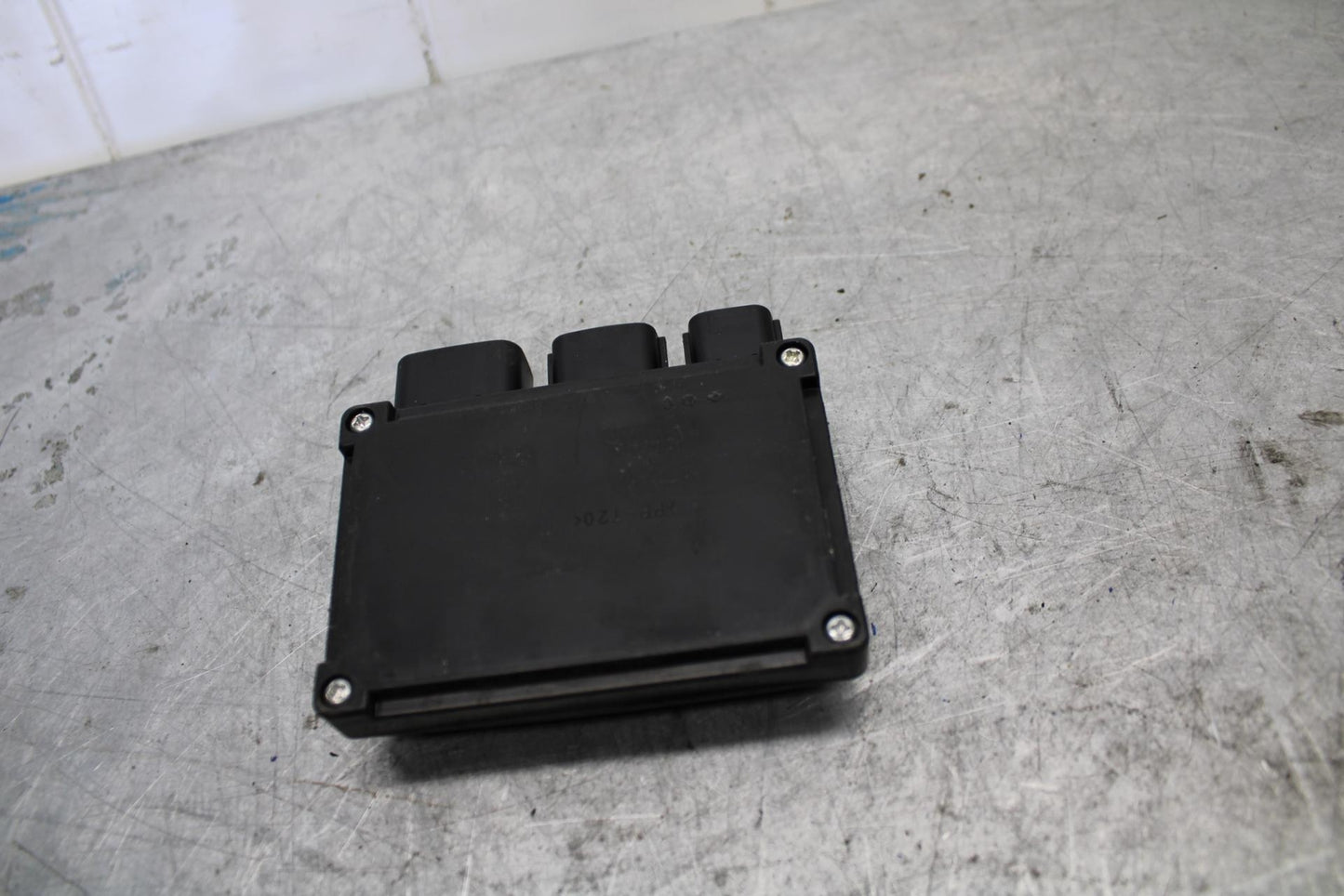 06-07 KAWASAKI NINJA ZX14R RELAY ASSEMBLY FUSE BOX bb433