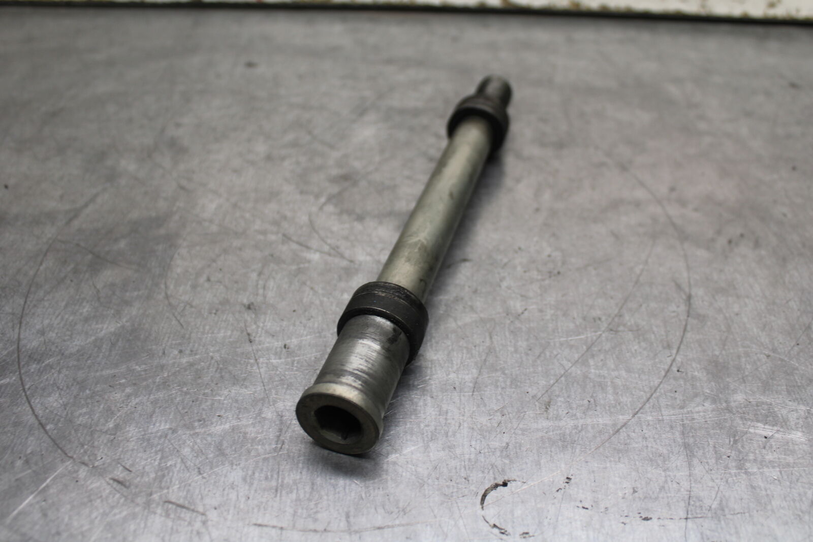 12-13 KAWASAKI Z1000 FRONT WHEEL RIM AXLE PIVOT BOLT BB743