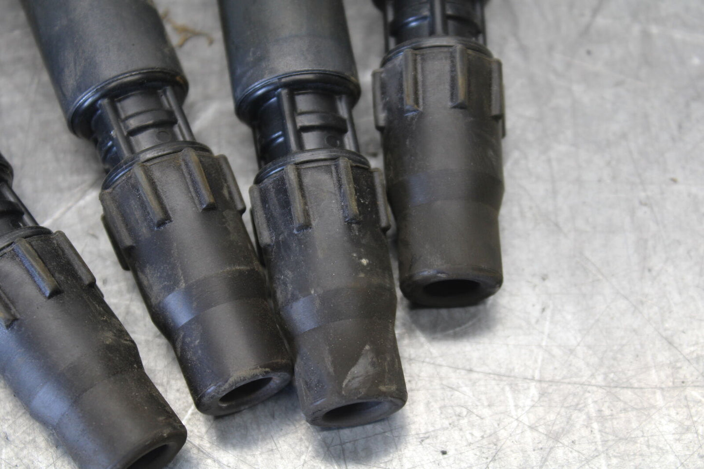 06-07 SUZUKI GSXR 600 IGNITION COILS COIL SPARK PLUG CAPS BB694