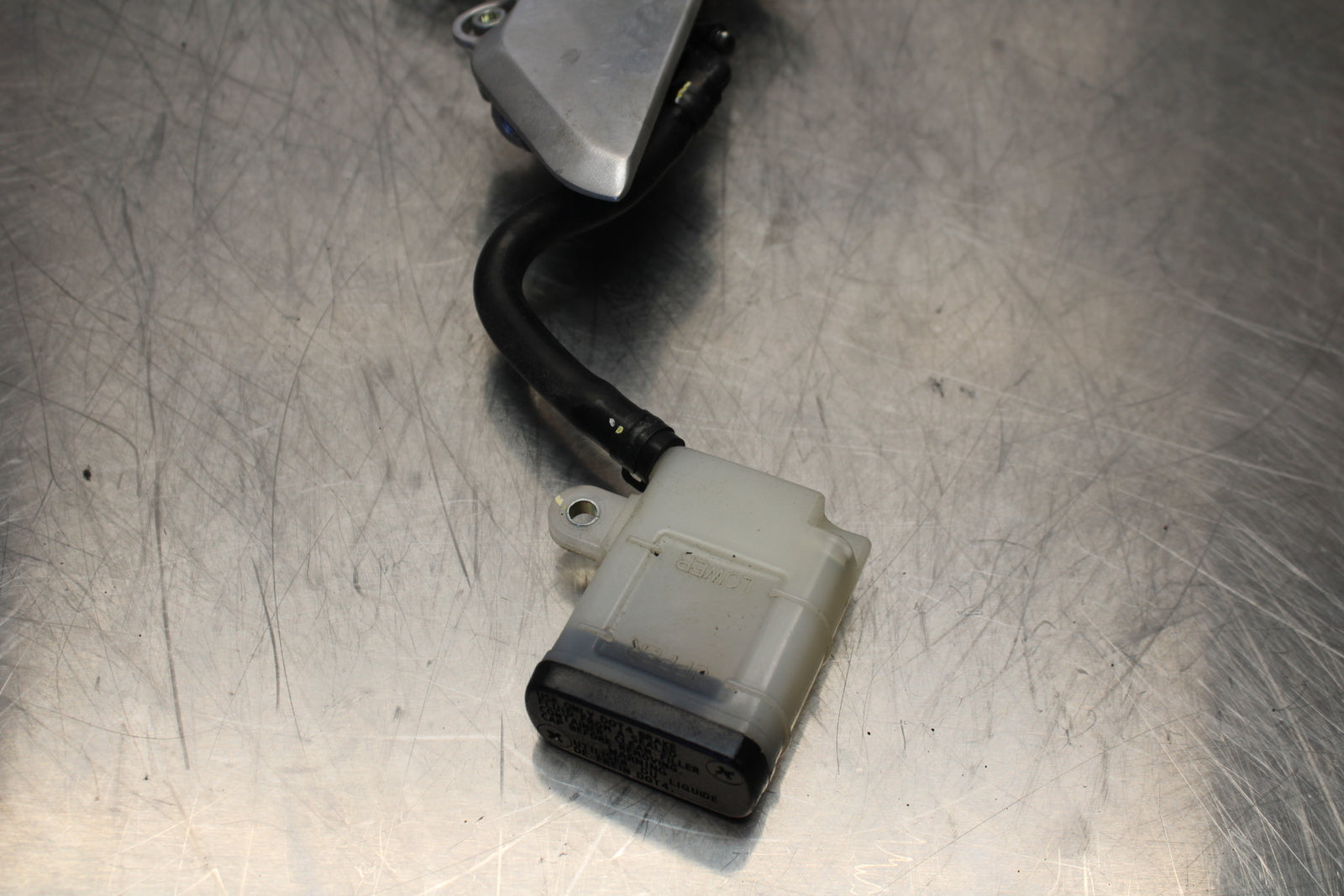 15-16 HONDA CB300F RIGHT REARSET REAR SET DRIVER FOOT PEG REST STOP BB150