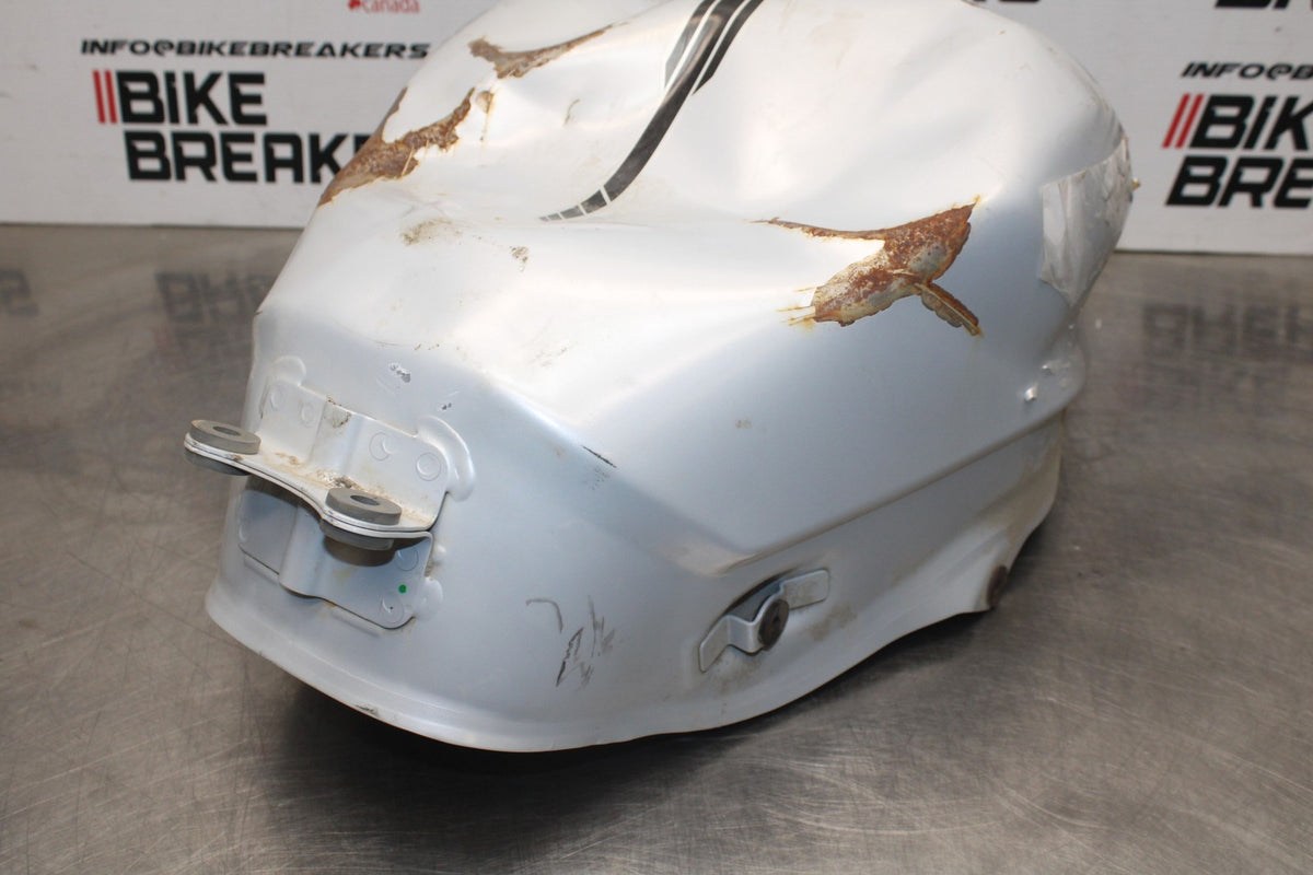 23-26 KAWASAKI NINJA ZX4RR GAS TANK FUEL CELL PETROL RESERVOIR BB872