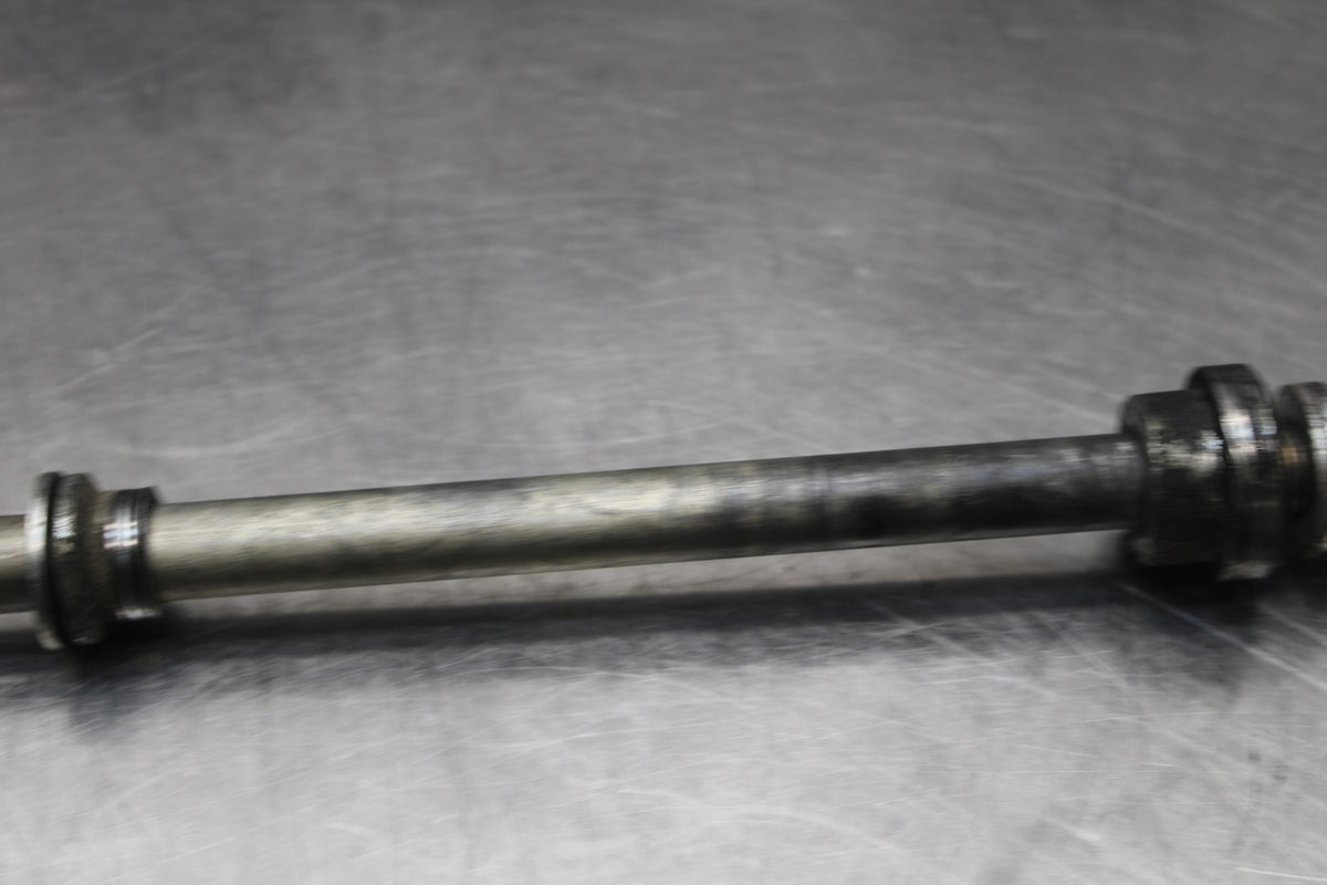 17-18 YAMAHA YZF R3 REAR AXLE BACK WHEEL RIM PIVOT BOLT AXEL BB813