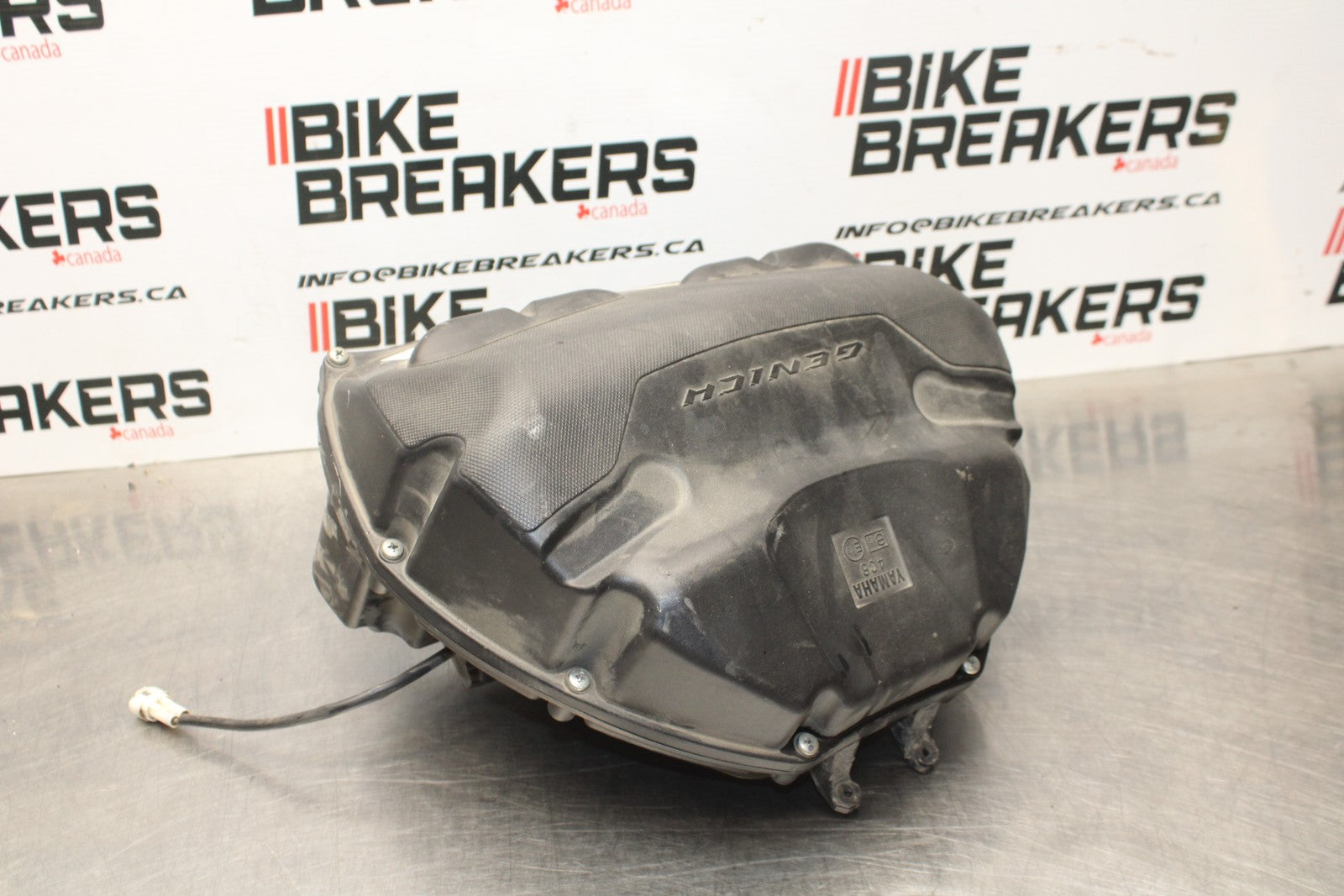 07-08 YAMAHA YZF R1 AIRBOX AIR INTAKE FILTER BOX /W STACKS BB771