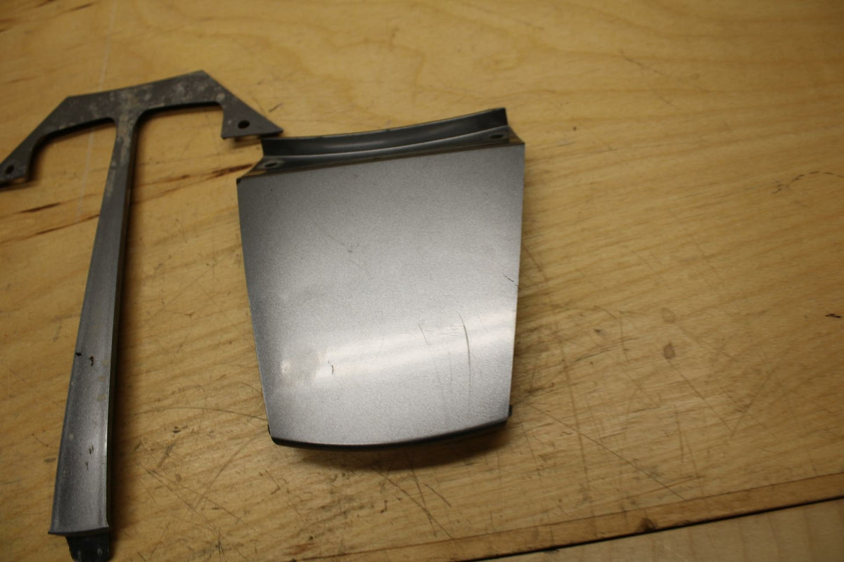 07-08 SUZUKI SV650 REAR TAILLIGHT BRAKE LIGHT TRIM  BB316