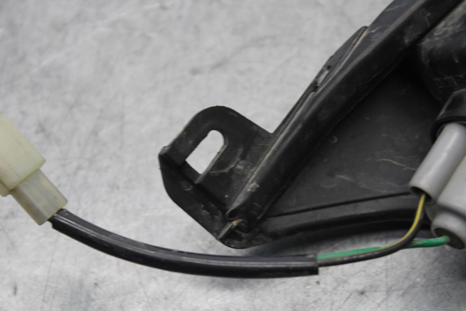 09-12 KAWASAKI NINJA ZX6R ZX600R LEFT FRONT TURN SIGNAL LIGHT INDICATOR BB656