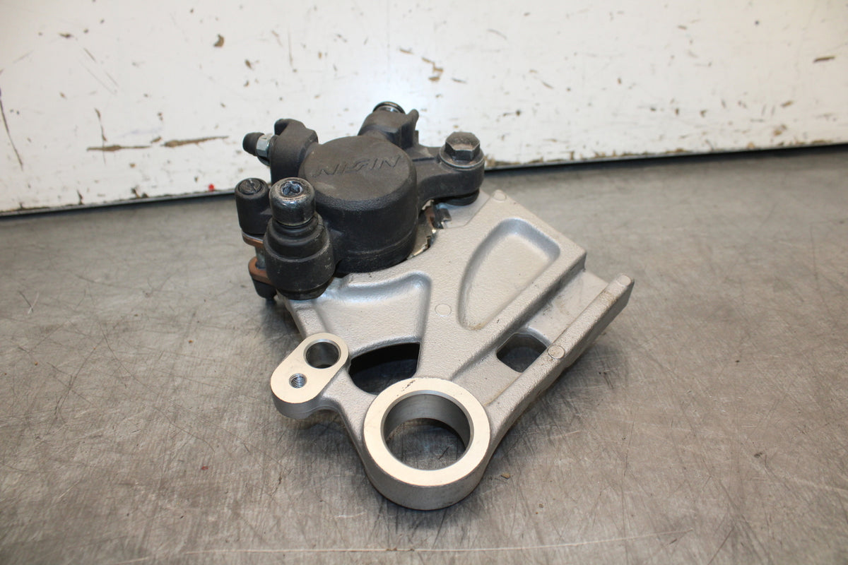 22-24 YAMAHA XSR900 REAR BACK BRAKE CALIPER W MOUNT BRACKET BB710