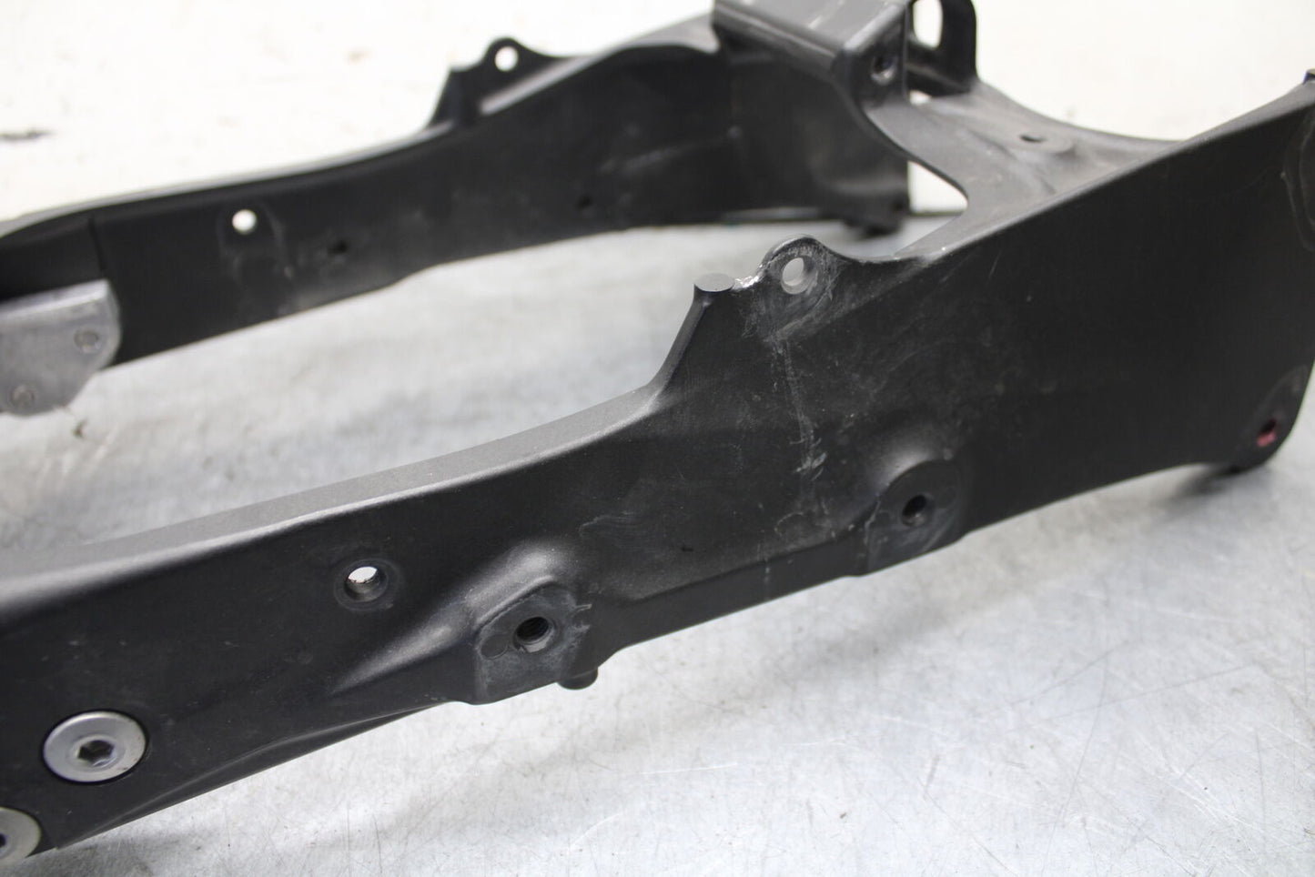 13-18 KAWASAKI NINJA ZX6R REAR SUBFRAME SUB FRAME 32160-0398 32160-0399 BB666