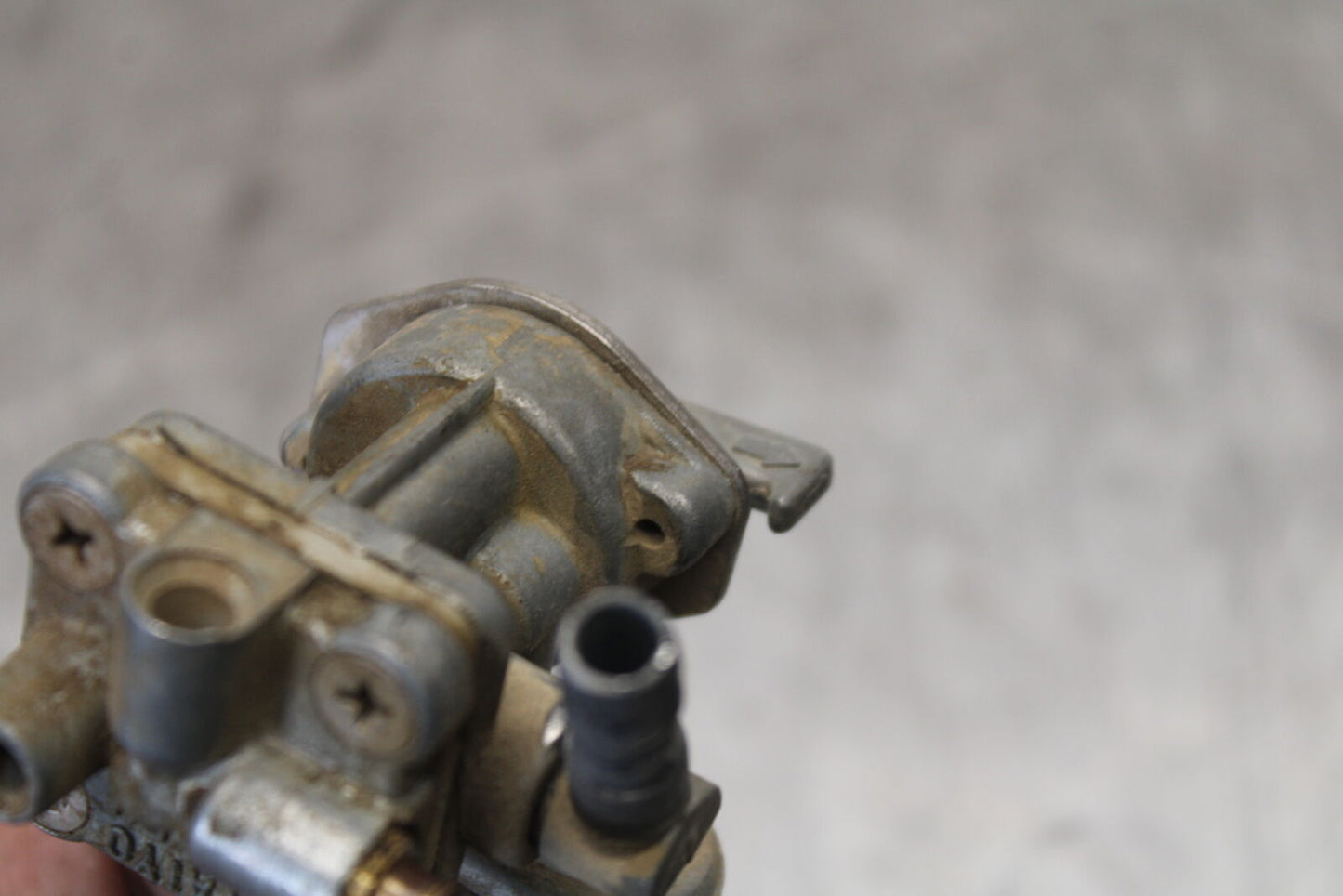 08-18 KAWASAKI KLR650 FUEL GAS TANK PETCOCK SHUT ON OFF VALVE BB707