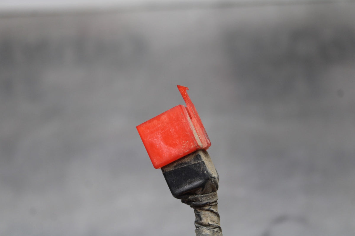 98-05 HONDA SUPER HAWK 1000 VTR1000F RIGHT CLIP ON KILL OFF START SWITCH  BB821
