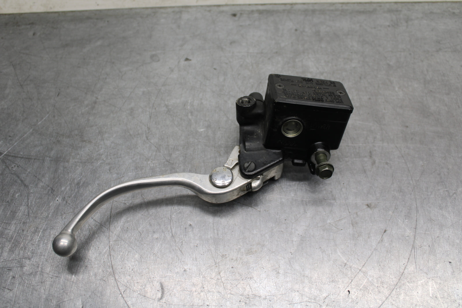 07-09 KAWASAKI VERSYS 650 FRONT BRAKE MASTER CYLINDER w/ LEVER BB125