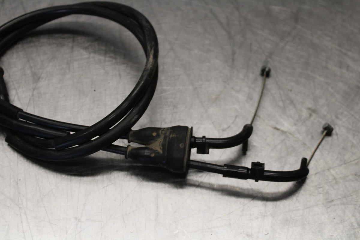00-05 KAWASAKI NINJA ZX12R THROTTLE CABLES LINES BB892