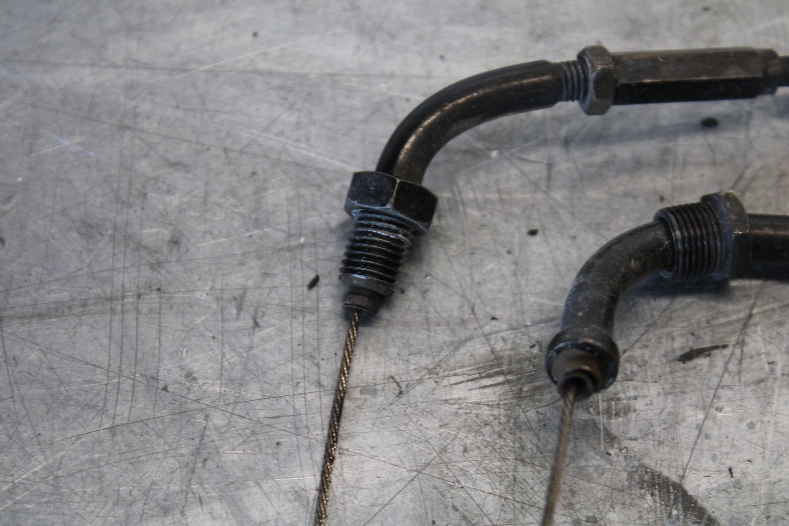 03-04 HONDA CBR600RR THROTTLE CABLES LINES 17910-MBW-D20 17920-MBW-D20 BB661