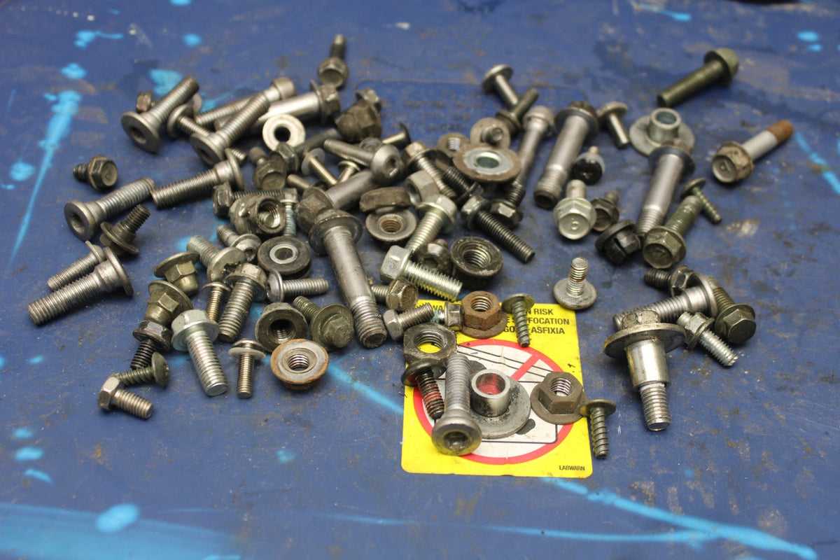 06-07 KAWASAKI NINJA 650R EX650A MOUNTING BOLTS HARDWARE MOTOR SCREWS BB774
