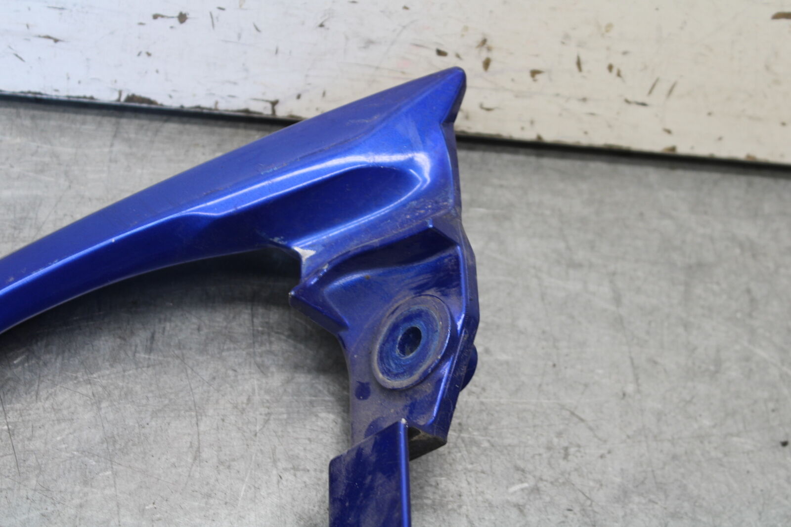 03-07 SUZUKI SV1000S PASSENGER REAR SEAT GRAB BAR HANDLE  BB657