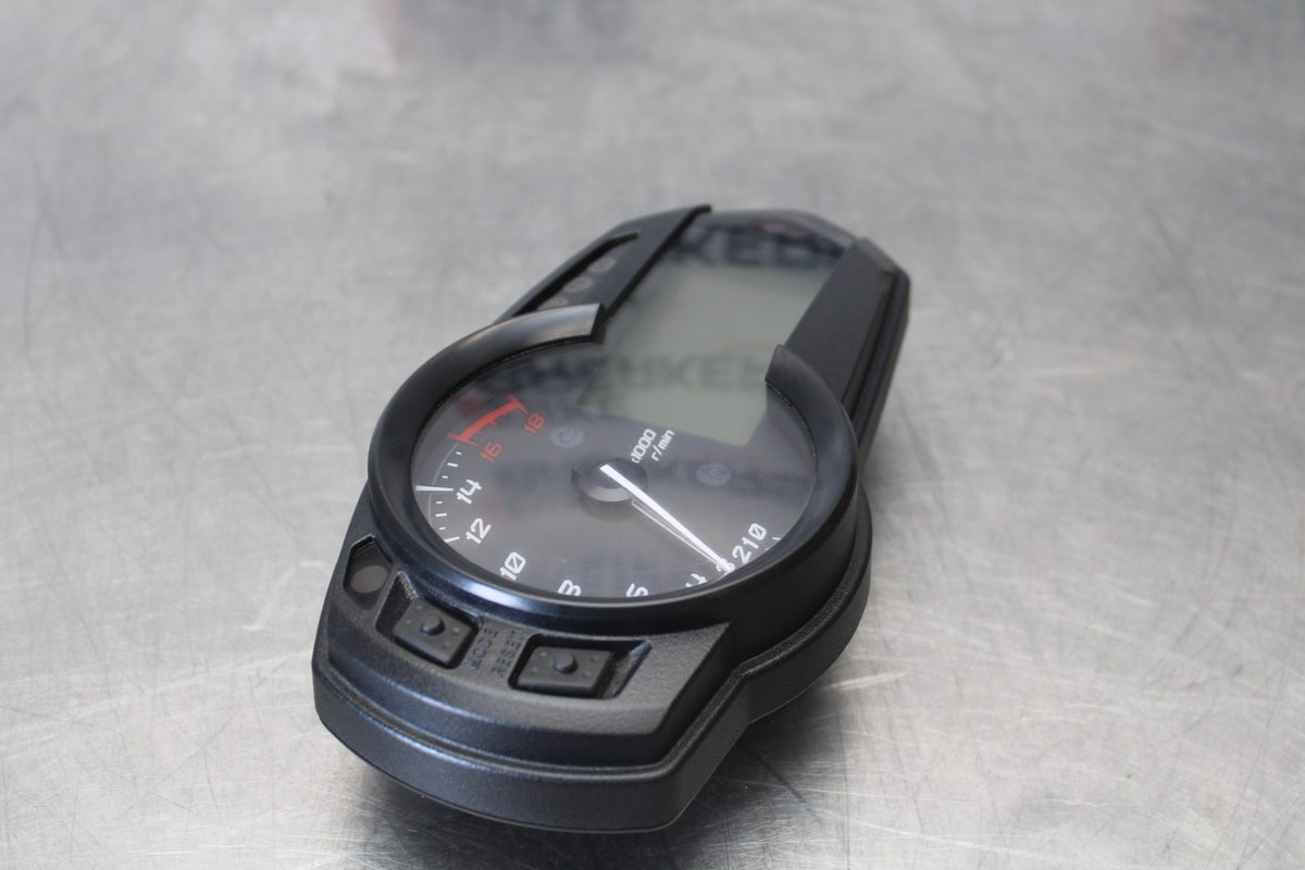 13-18 KAWASAKI NINJA ZX6R SPEEDO TACH GAUGES DISPLAY CLUSTER SPEEDOMETER BB908