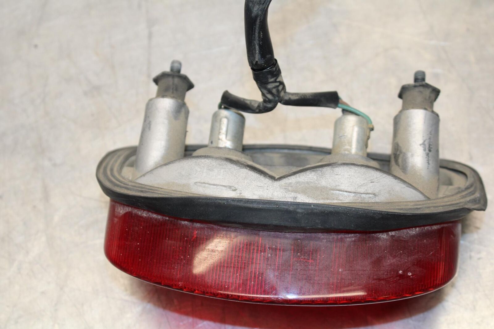 2007 Honda Shadow Spirit 1100 VT1100C TAILLIGHT REAR TAIL BRAKE LIGHT BB561