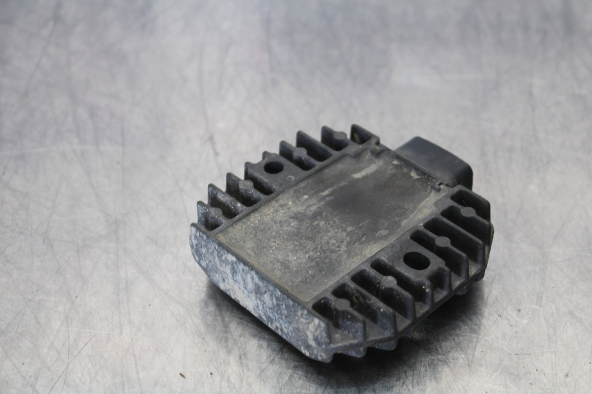 04 YAMAHA ROAD STAR XV1700A RECTIFIER VOLTAGE REGULATOR BB155