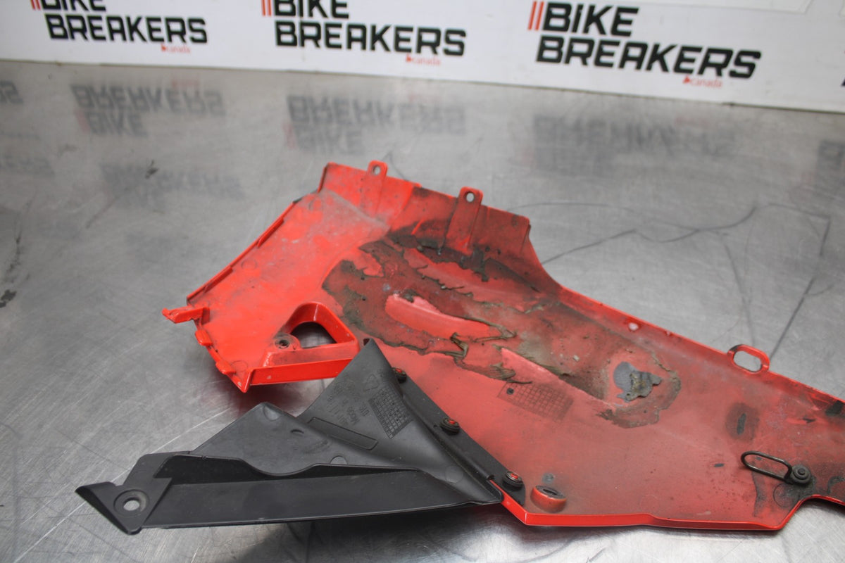 15 APRILIA RSV4 FACTORY APRC ABS LEFT LOWER BOTTOM BELLY SIDE FAIRING COWL BB901