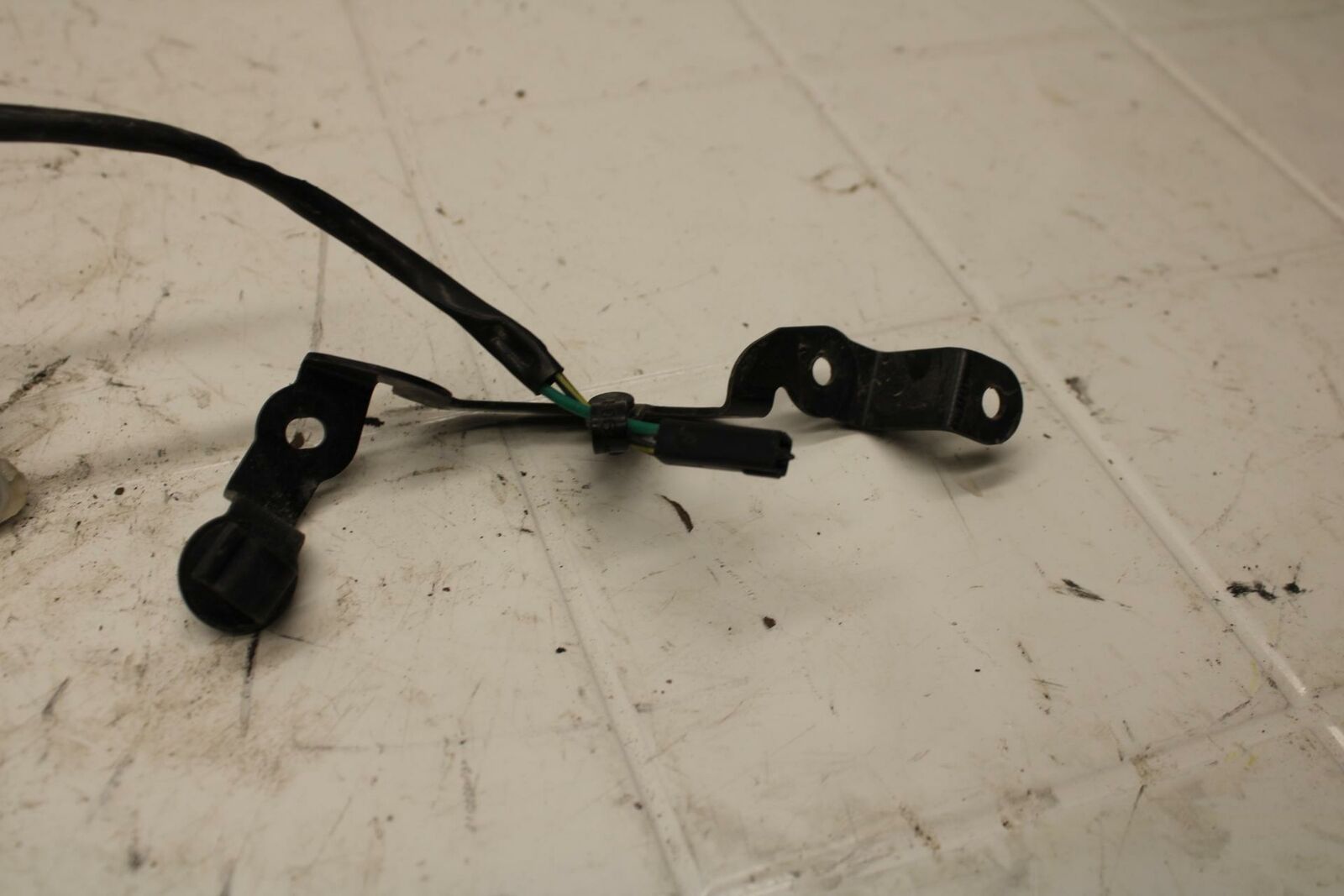 19-20 KAWASAKI NINJA ZX6R ZX636 LEFT REAR TURN SIGNAL LIGHT INDICATOR BB407