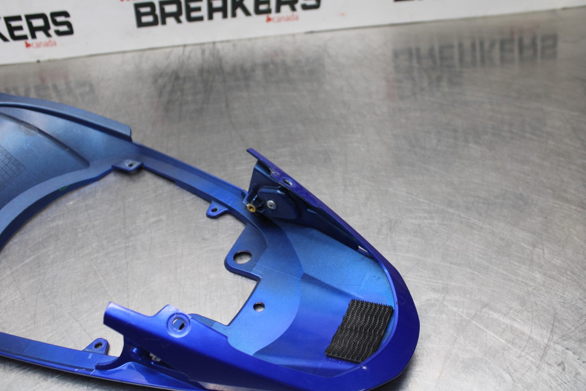 07 SUZUKI GSXR1000 CENTER REAR BACK TAIL FAIRING COWL BB770