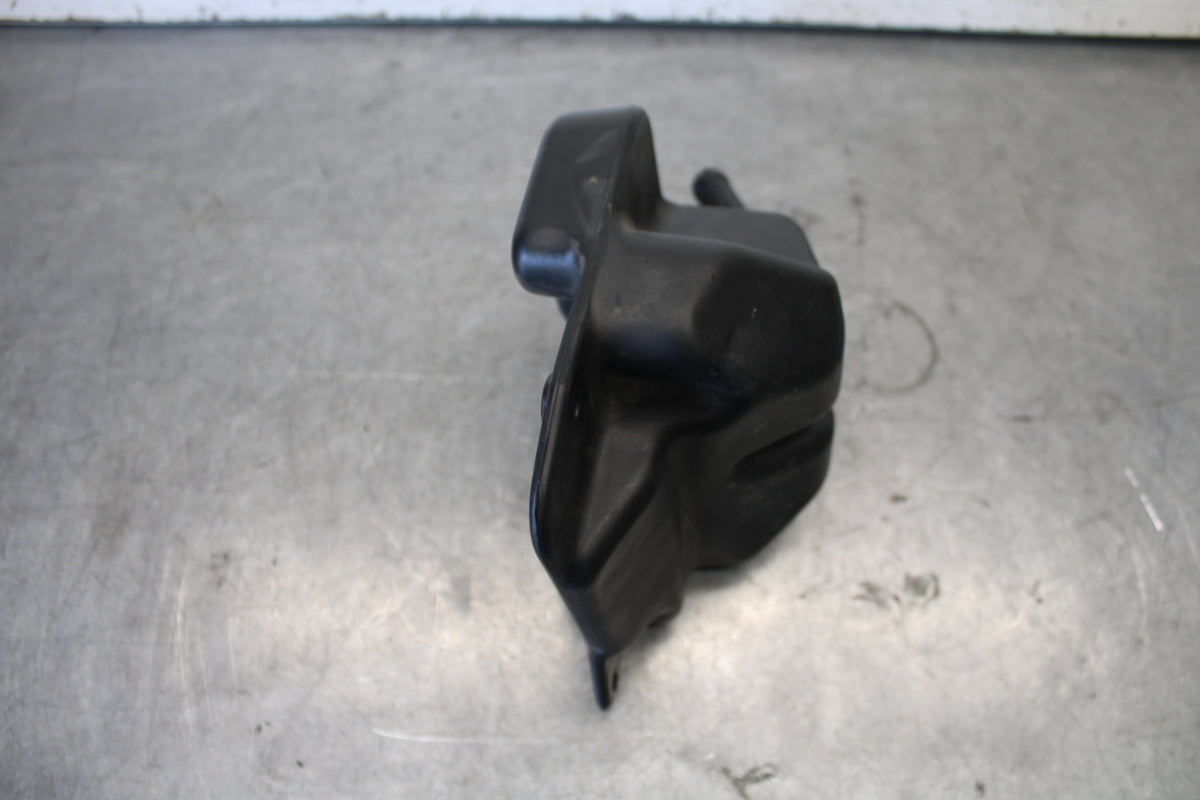 06-07 DUCATI MONSTER 695 OIL BREATHER TANK BB674