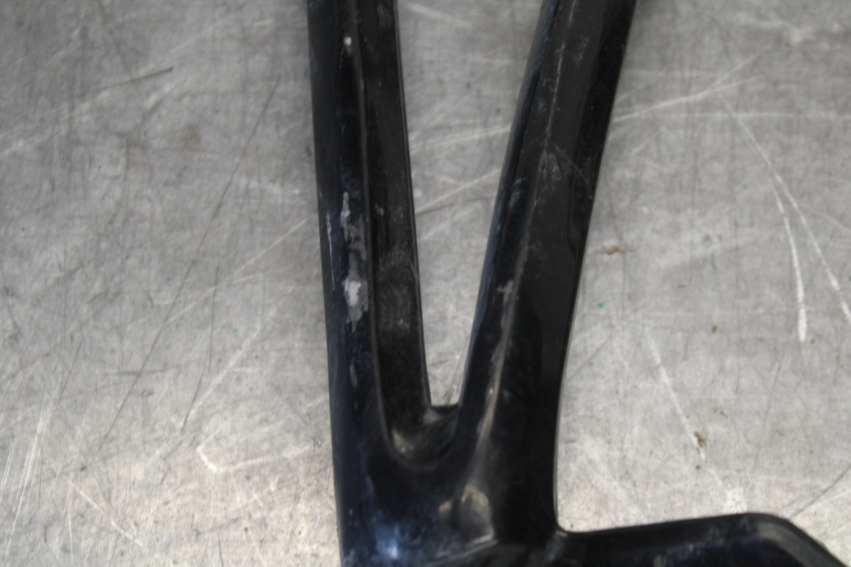 06-07 SUZUKI GSXR 600 REAR BACK PASSENGER PEG SET PAIR BB694