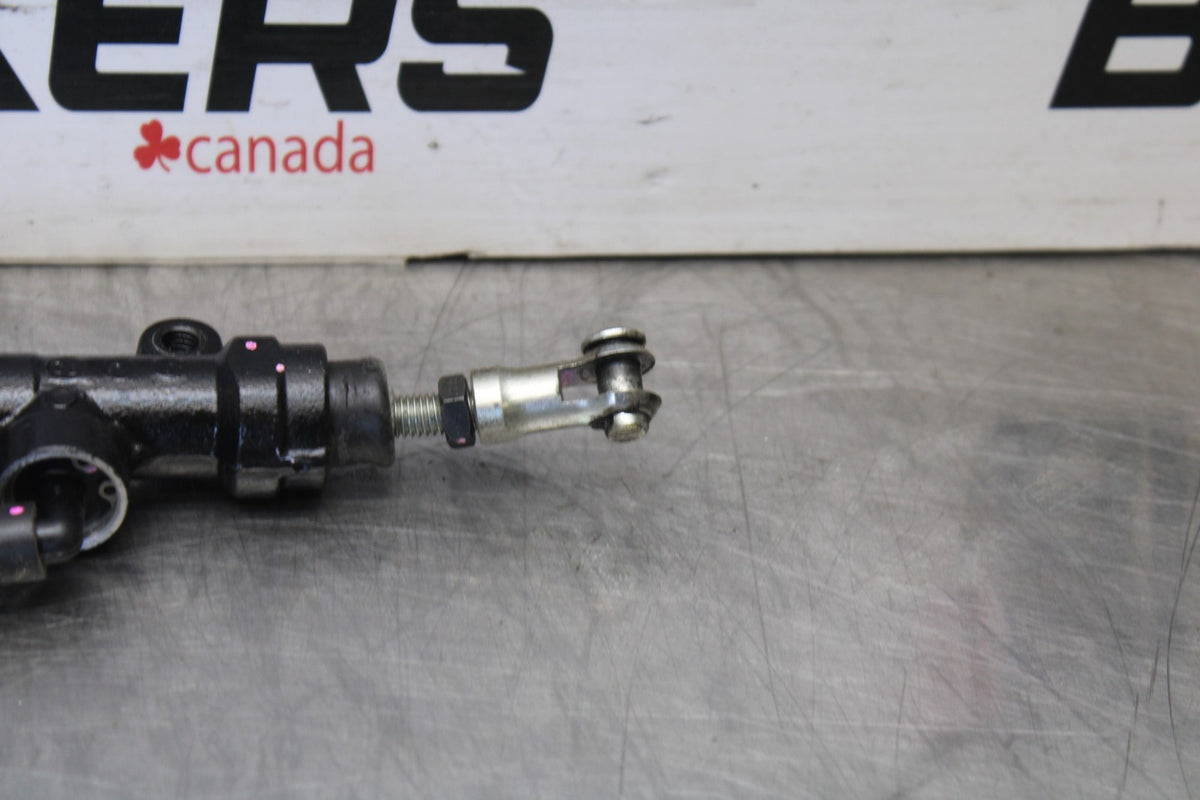 23-26 KAWASAKI NINJA ZX4RR REAR BACK BRAKE MASTER CYLINDER W RESERVOIR BB898
