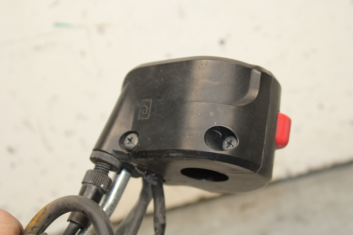 12-17 KAWASAKI ER-6N Z650 RIGHT CLIP ON HANDLE KILL OFF START SWITCH BB709