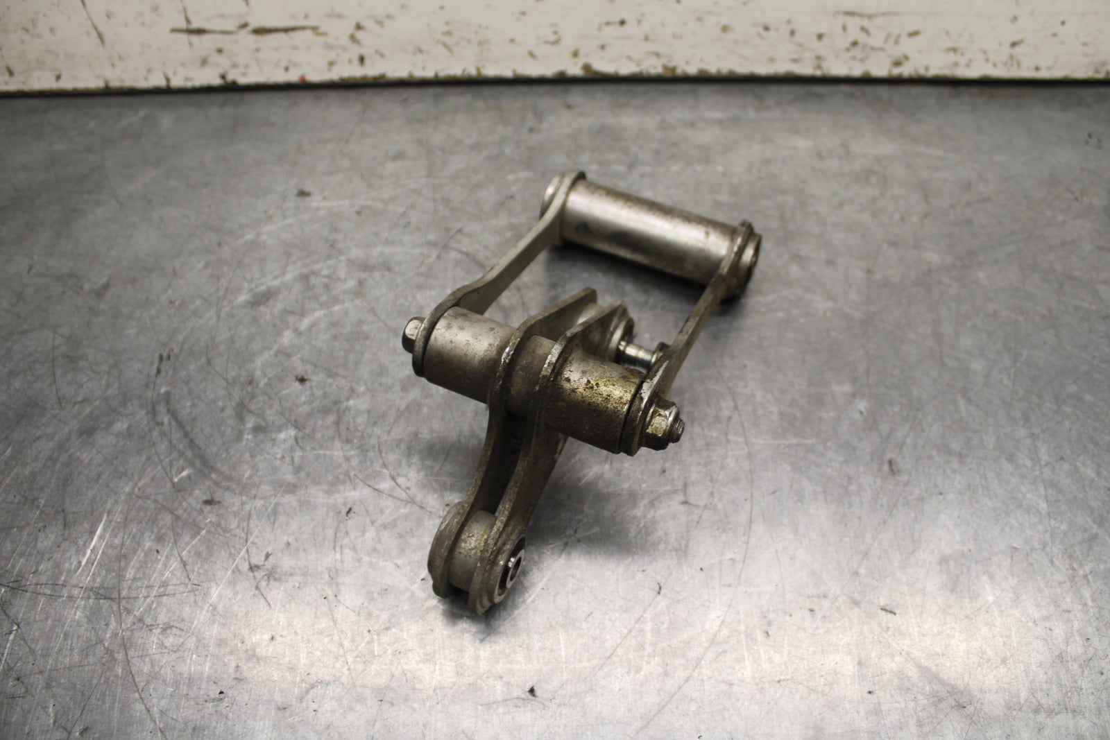 15-16 HONDA CB300F REAR DOGBONE SHOCK LINKAGE LINK BB740