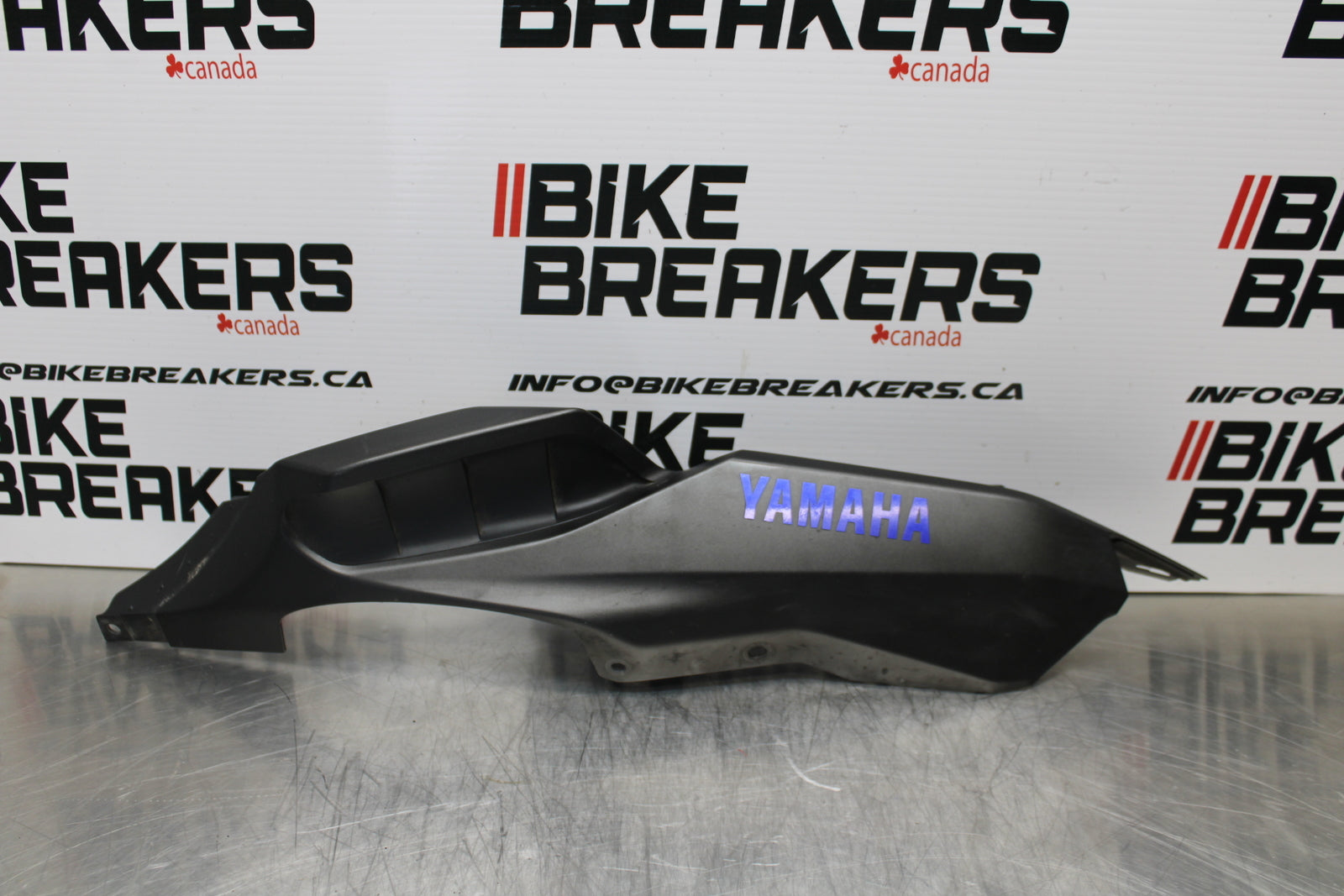 14-17 YAMAHA FZ07 RIGHT REAR BACK TAIL FAIRING COWL SHROUD BB162