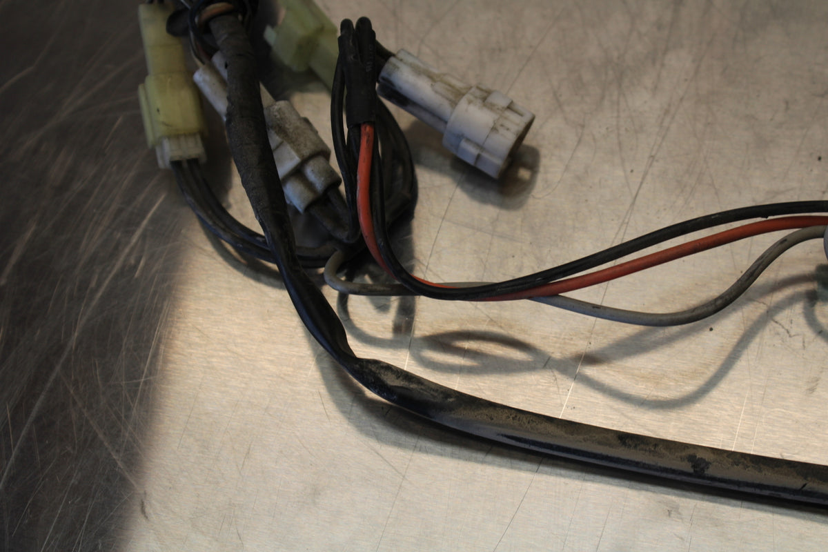 11 SUZUKI GSXR1000 TAIL LIGHT WIRING HARNESS MOTOR WIRE LOOM BB142