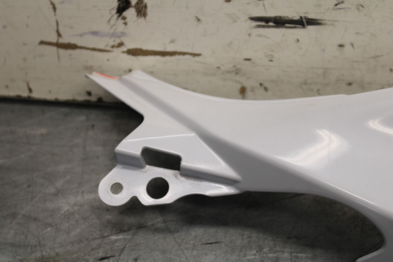 18-23 KAWASAKI NINJA 400 LEFT REAR BACK TAIL FAIRING COWL SHROUD BB660