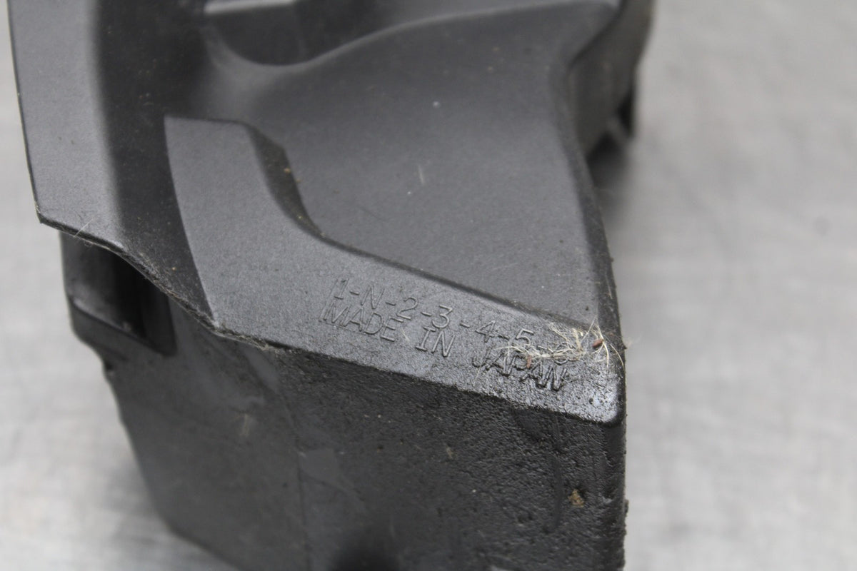 07-08 YAMAHA YZF R1 ENGINE SPROCKET COVER BB771