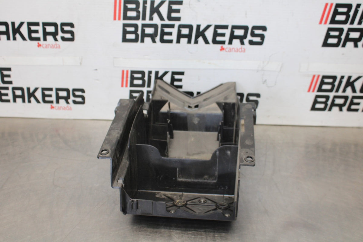 17-20 BMW S1000R REAR BACK TAIL UNDERTAIL BATTERY TRAY PLASTIC BB909