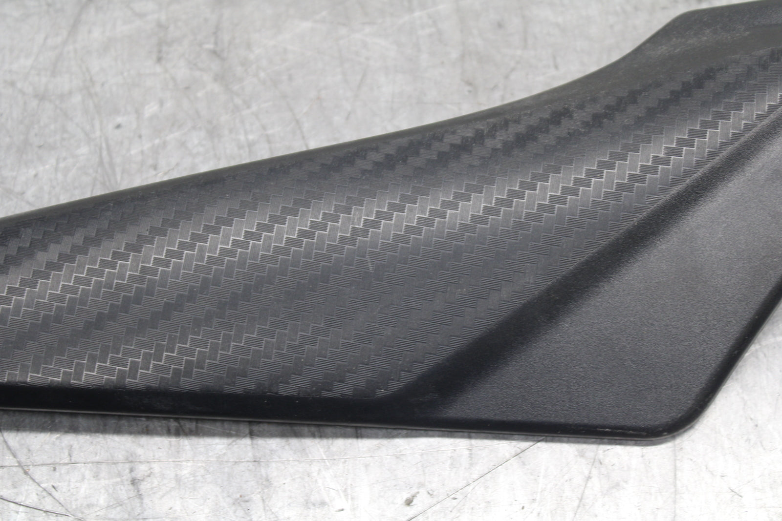 13 SUZUKI GSXR750 RIGHT LEFT GAS FUEL TANK PANELS COVERS TRIM SET COWLS BB110