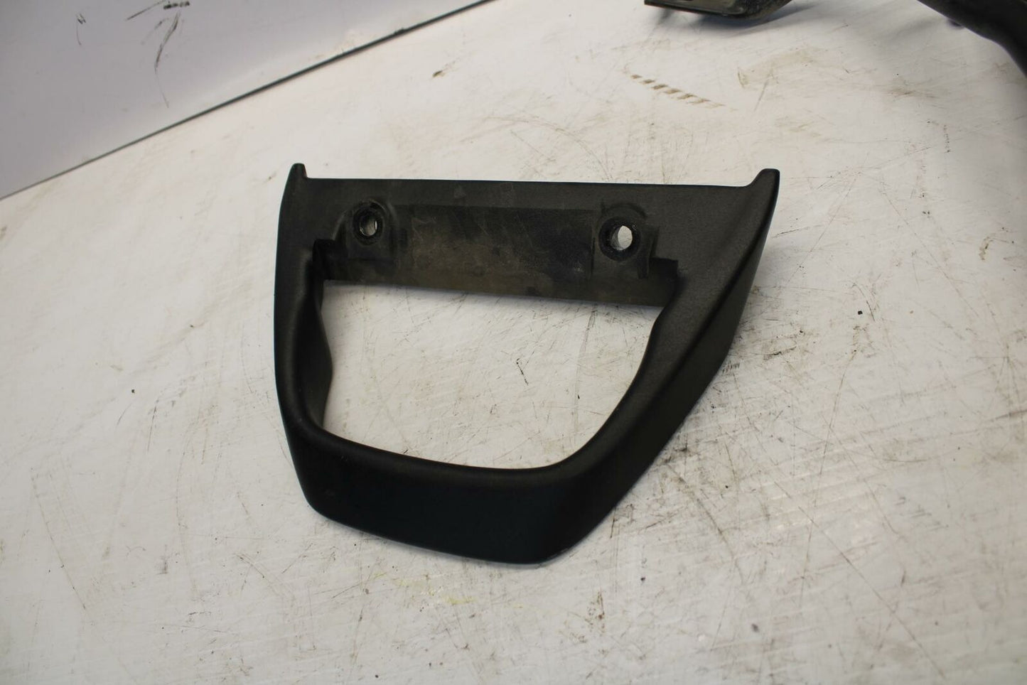 04-09 SUZUKI GS500F PASSENGER REAR  GRAB BAR HANDLE SET 46211C01D00JETN BB261