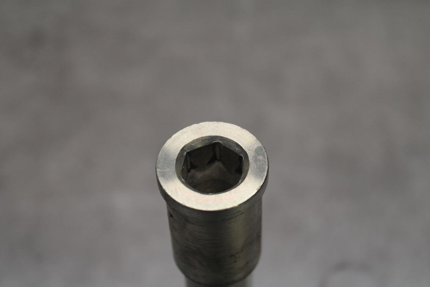 18-24 KAWASAKI NINJA 650 FRONT WHEEL RIM AXLE PIVOT BOLT BB725