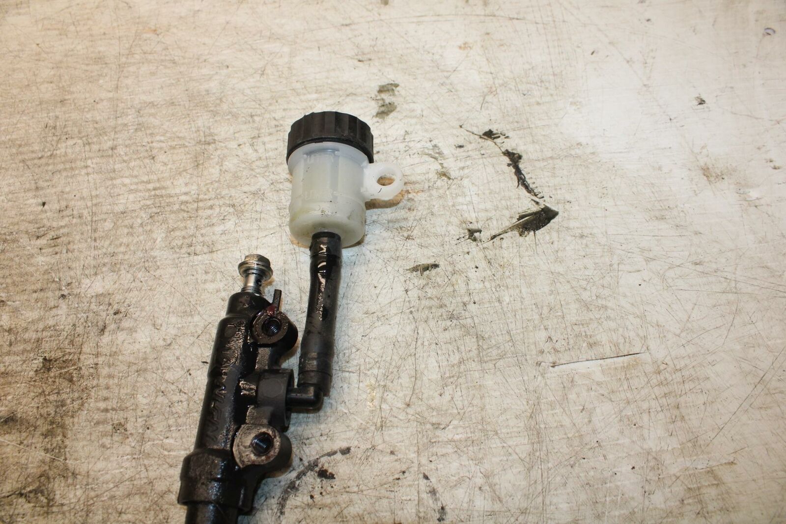 20-22 KAWASAKI Z H2 REAR BACK BRAKE MASTER CYLINDER W RESERVOIR BB382