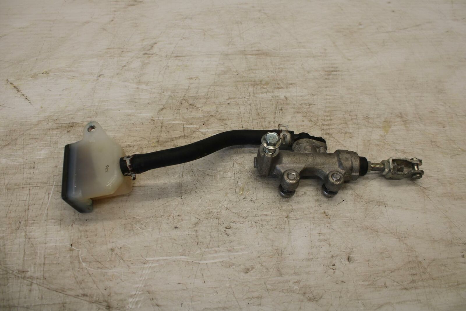 07-12 SUZUKI BANDIT 650F REAR BACK BRAKE MASTER CYLINDER W RESERVOIR BB280